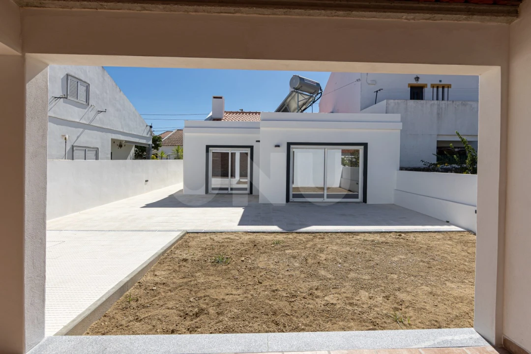 Moradia T2 para Venda em Bacelo e Senhora da Saúde Foto 25