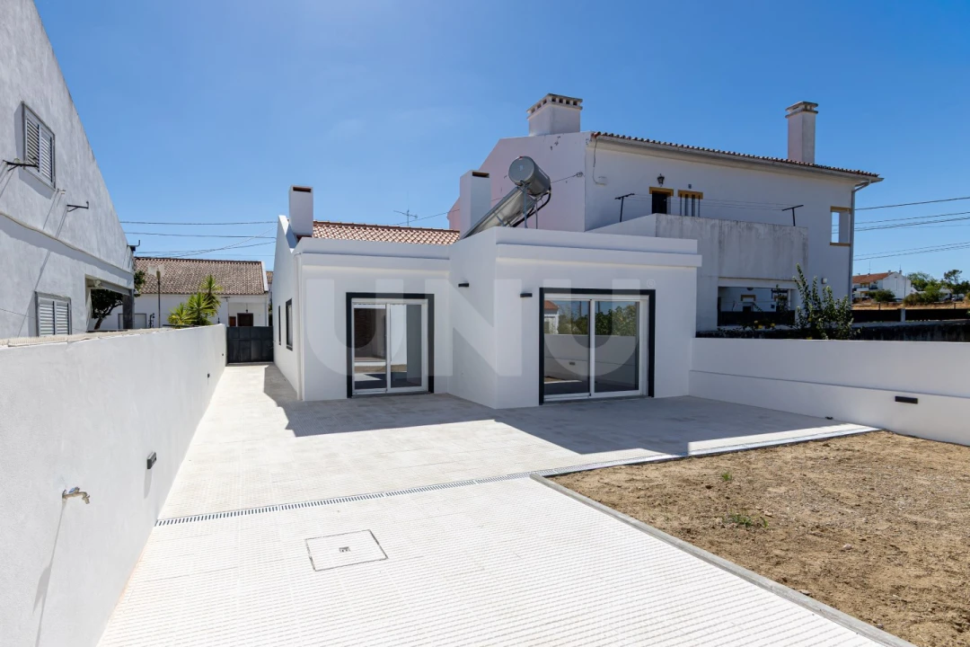 Moradia T2 para Venda em Bacelo e Senhora da Saúde Foto 26