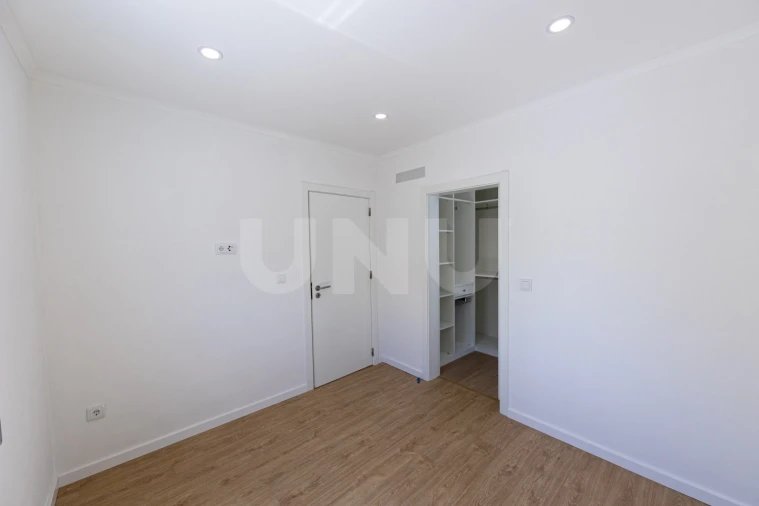 Moradia T2 para Venda em Bacelo e Senhora da Saúde Foto 10