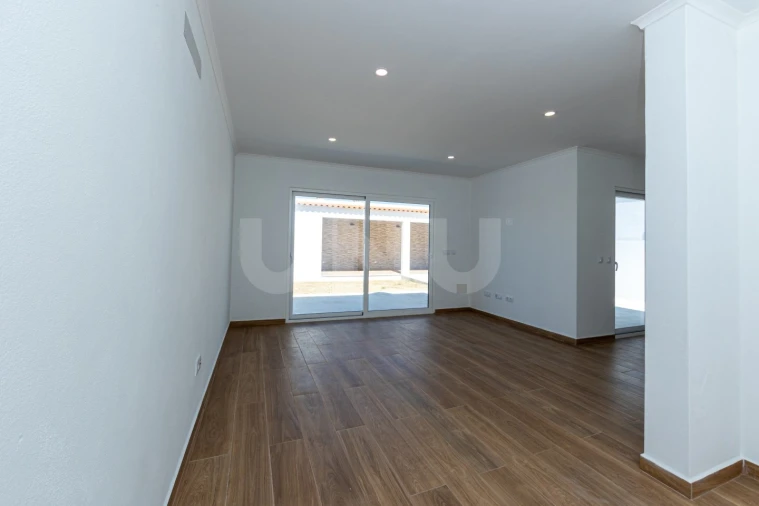 Moradia T2 para Venda em Bacelo e Senhora da Saúde Foto 14