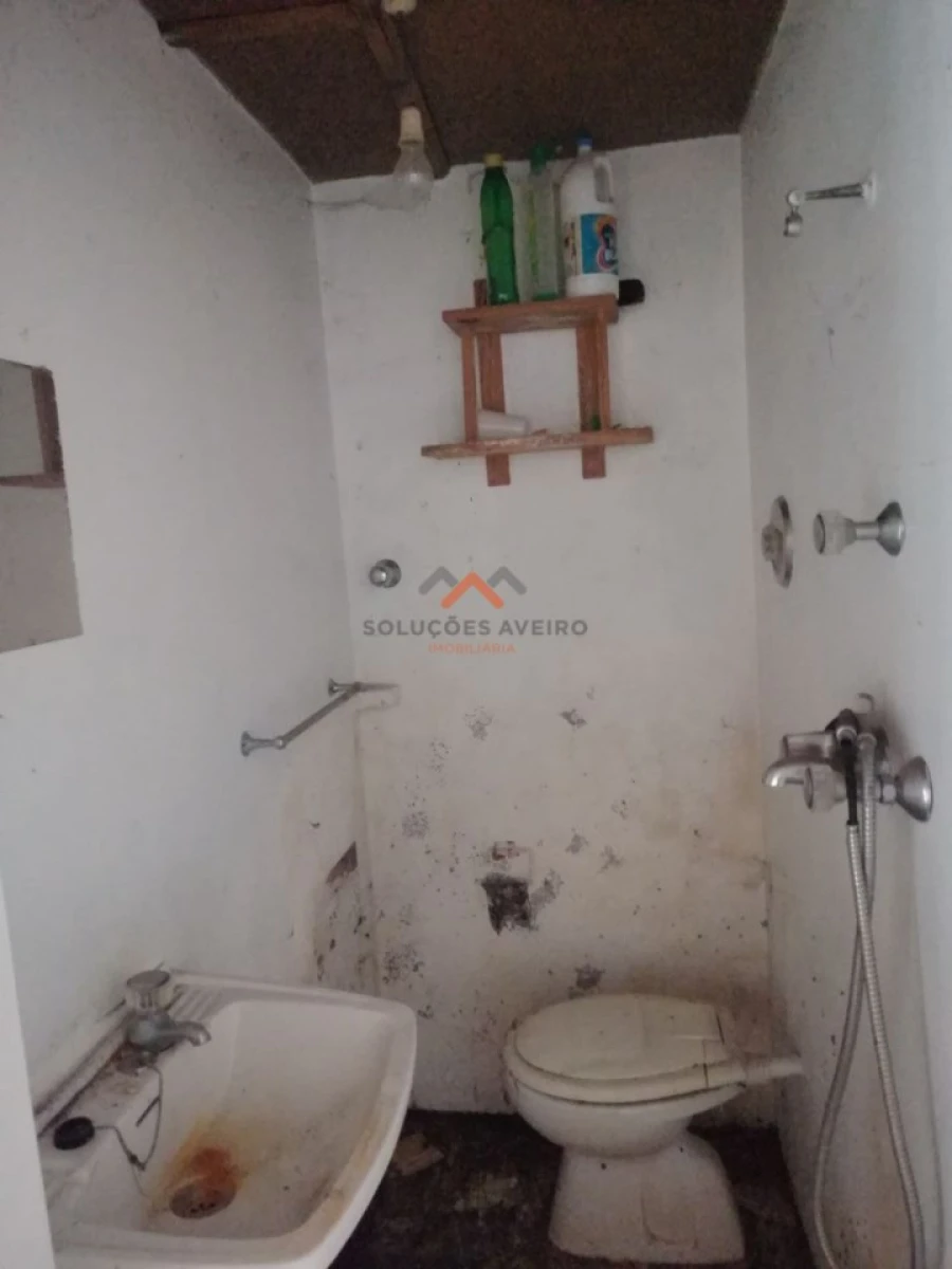 Moradia T4 para Venda em Talhadas Foto 7