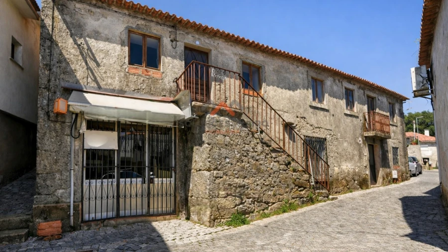 Moradia T4 para Venda em Talhadas