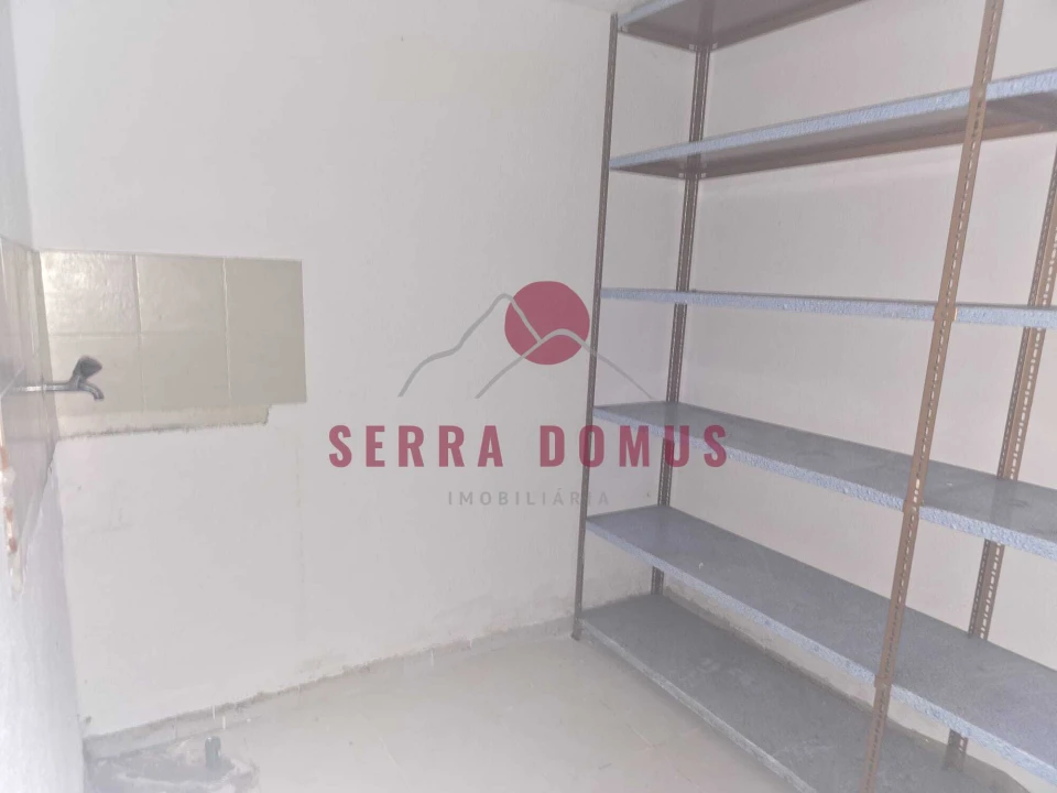 Loja para Venda em Rio de Mouro Foto 6