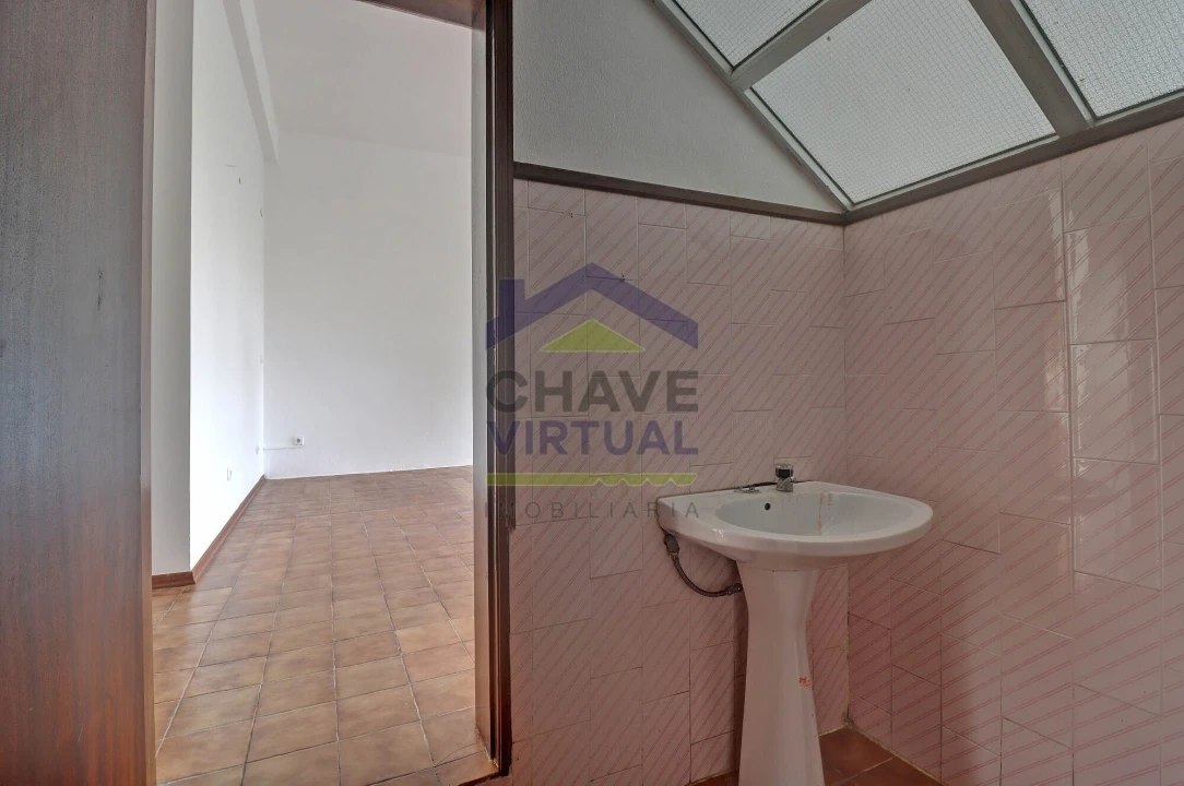 Loja para Venda em Bombarral e Vale Covo Foto 7