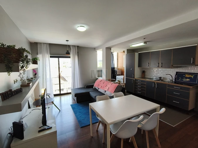 Apartamento T2 para Venda em Santo Antonio dos Olivais Foto 9