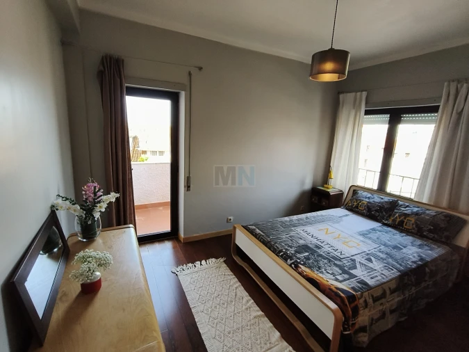 Apartamento T2 para Venda em Santo Antonio dos Olivais Foto 15