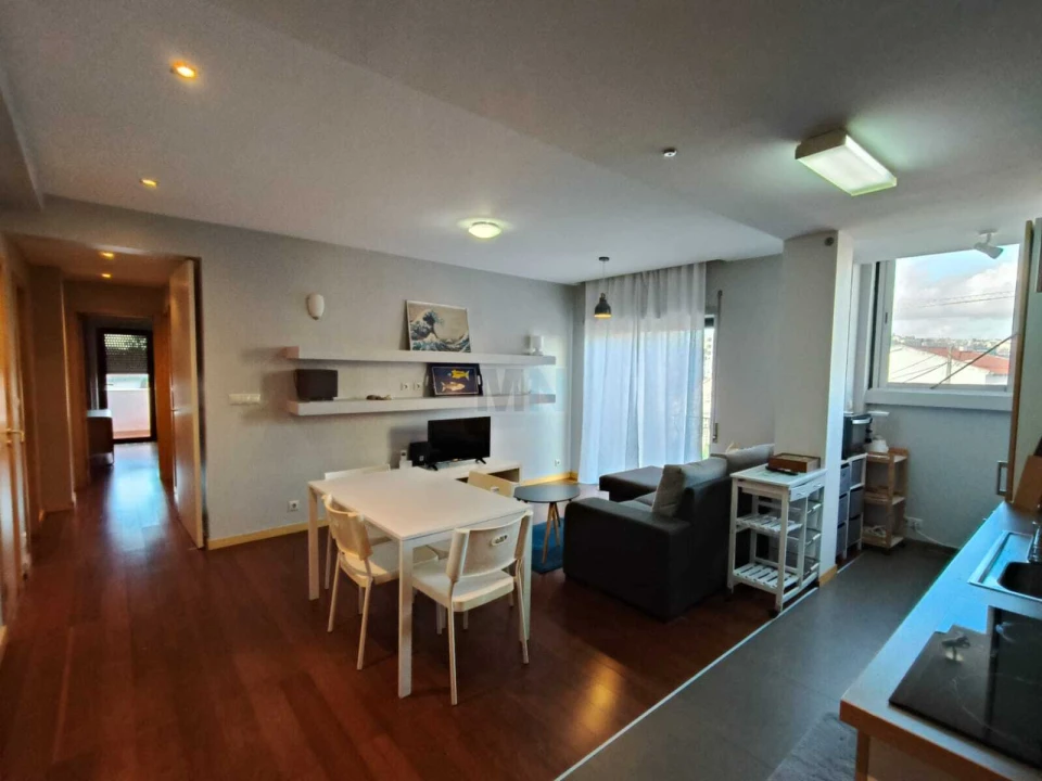 Apartamento T2 para Venda em Santo Antonio dos Olivais Foto 8