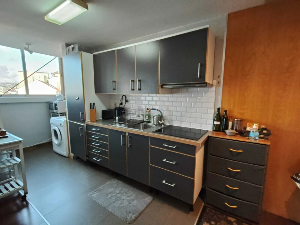 Apartamento T2 para Venda em Santo Antonio dos Olivais Foto 7