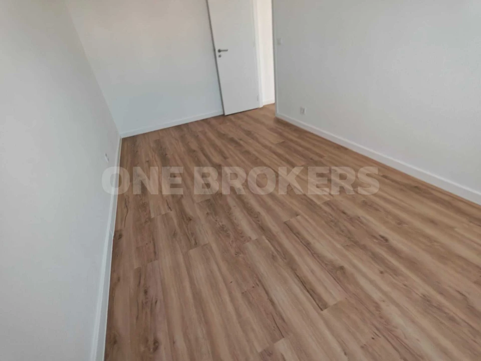 Apartamento T2 para Venda em Camarate, Unhos e Apelação Foto 15