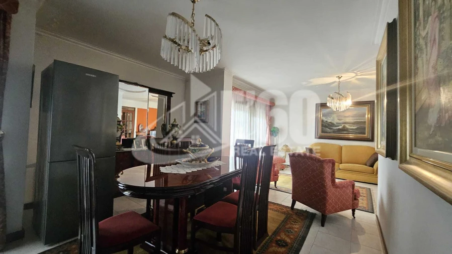 Apartamento T3 para Venda em Santa Maria de Lamas Foto 6