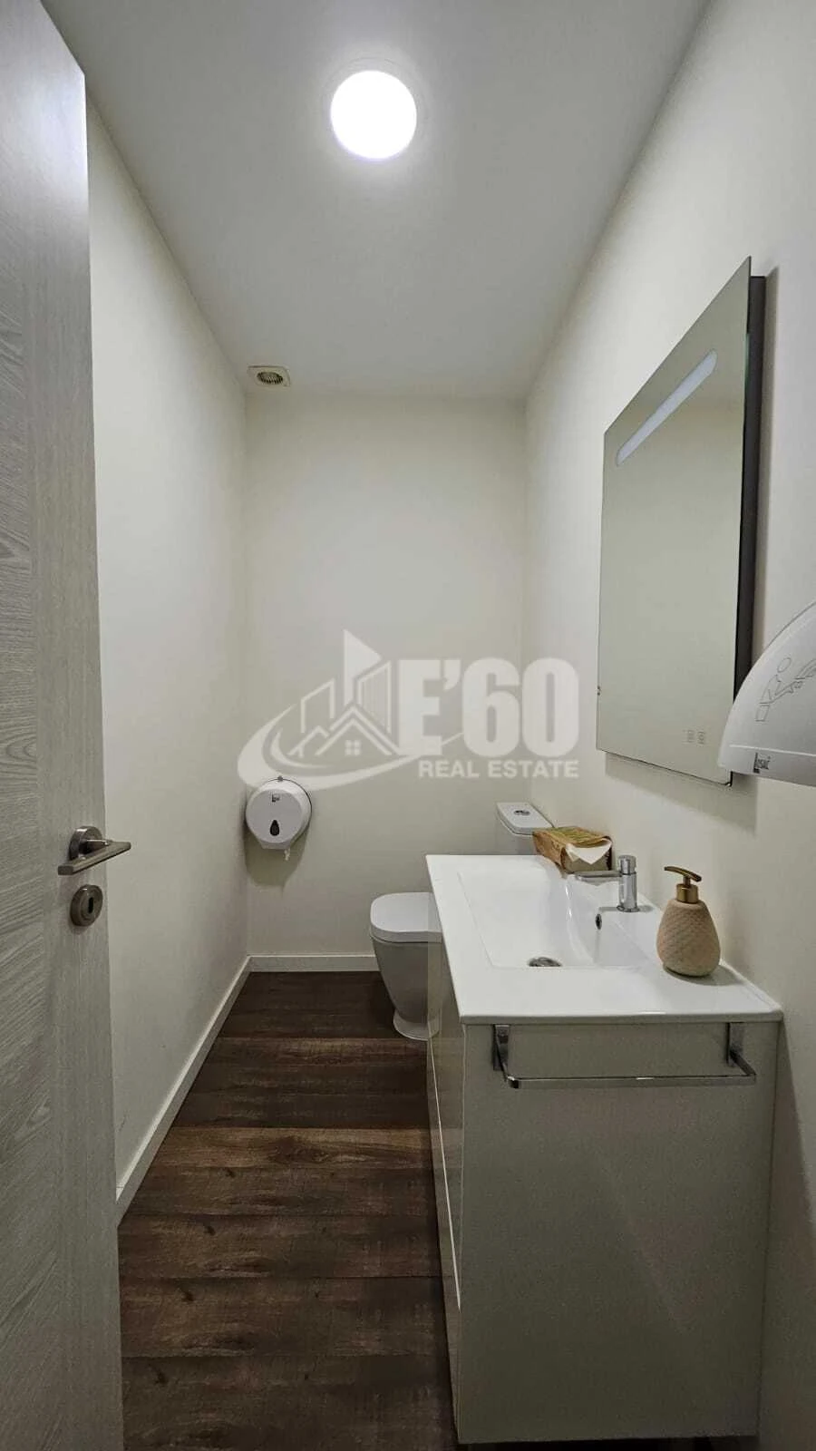 Armazém para Arrendamento em São João de Ver Foto 16