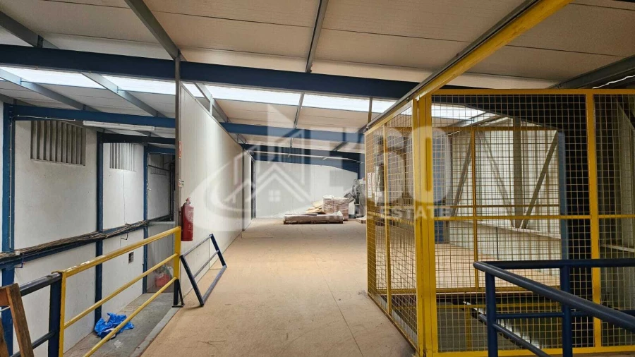 Armazém para Arrendamento em São João de Ver Foto 8