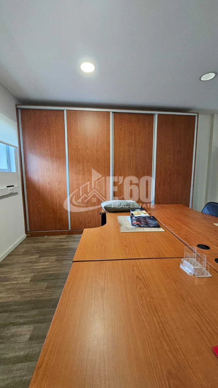 Armazém para Arrendamento em São João de Ver Foto 19