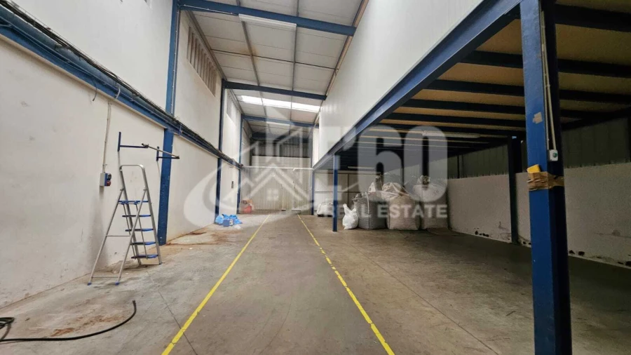 Armazém para Arrendamento em São João de Ver Foto 11