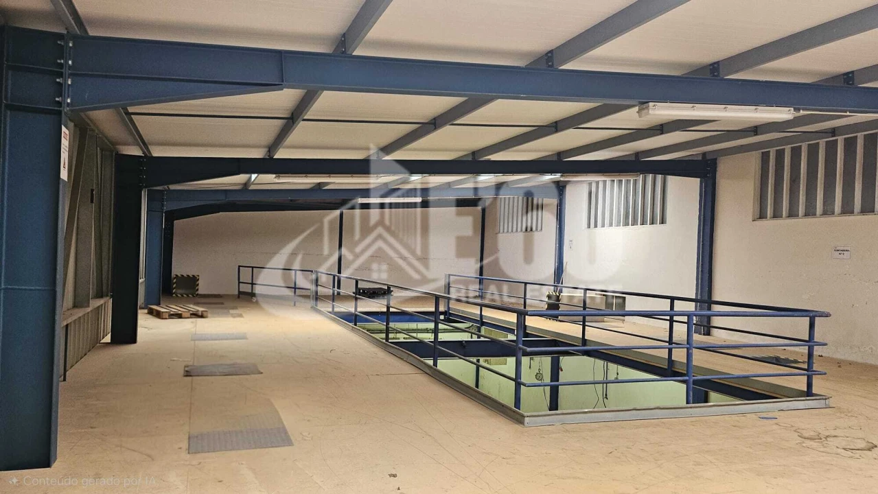 Armazém para Arrendamento em São João de Ver Foto 9