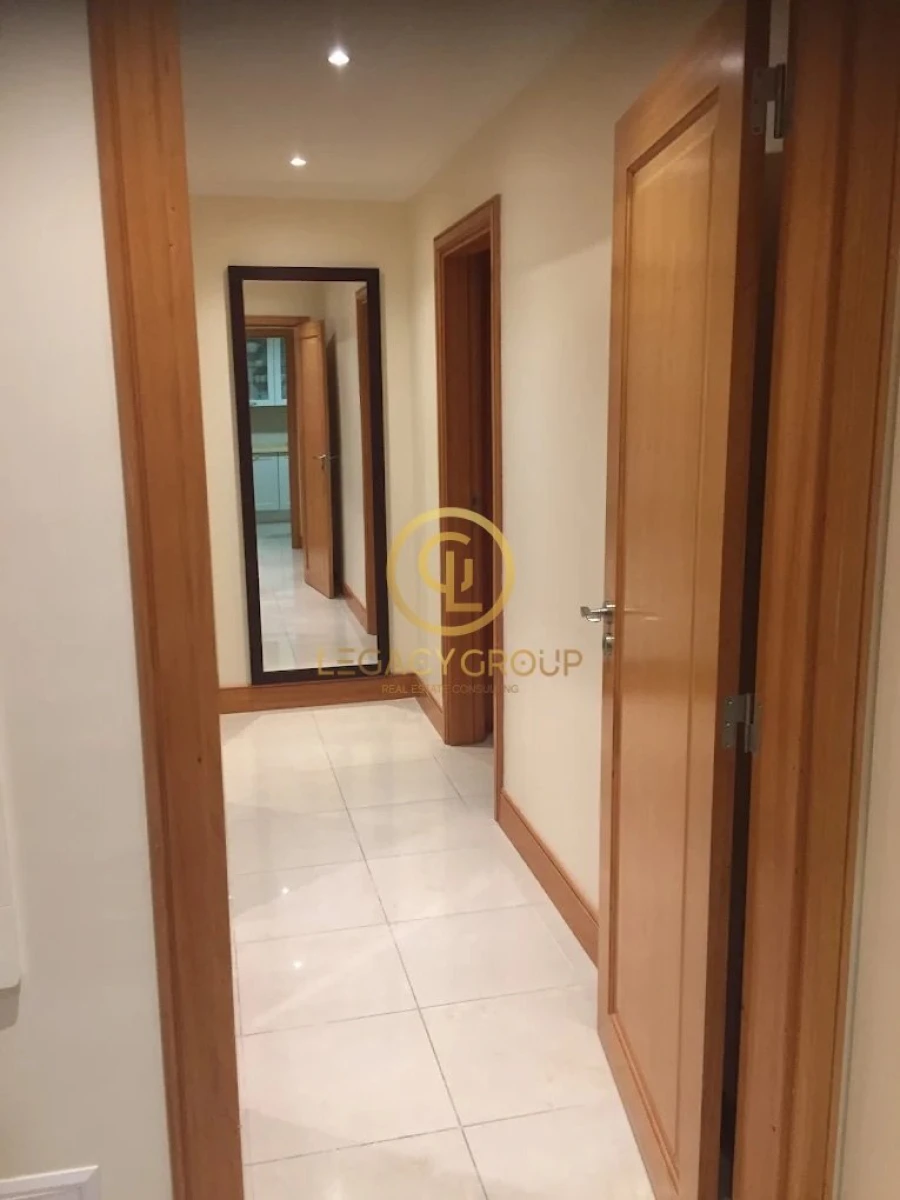 Apartamento T2 para Venda em Quarteira Foto 4