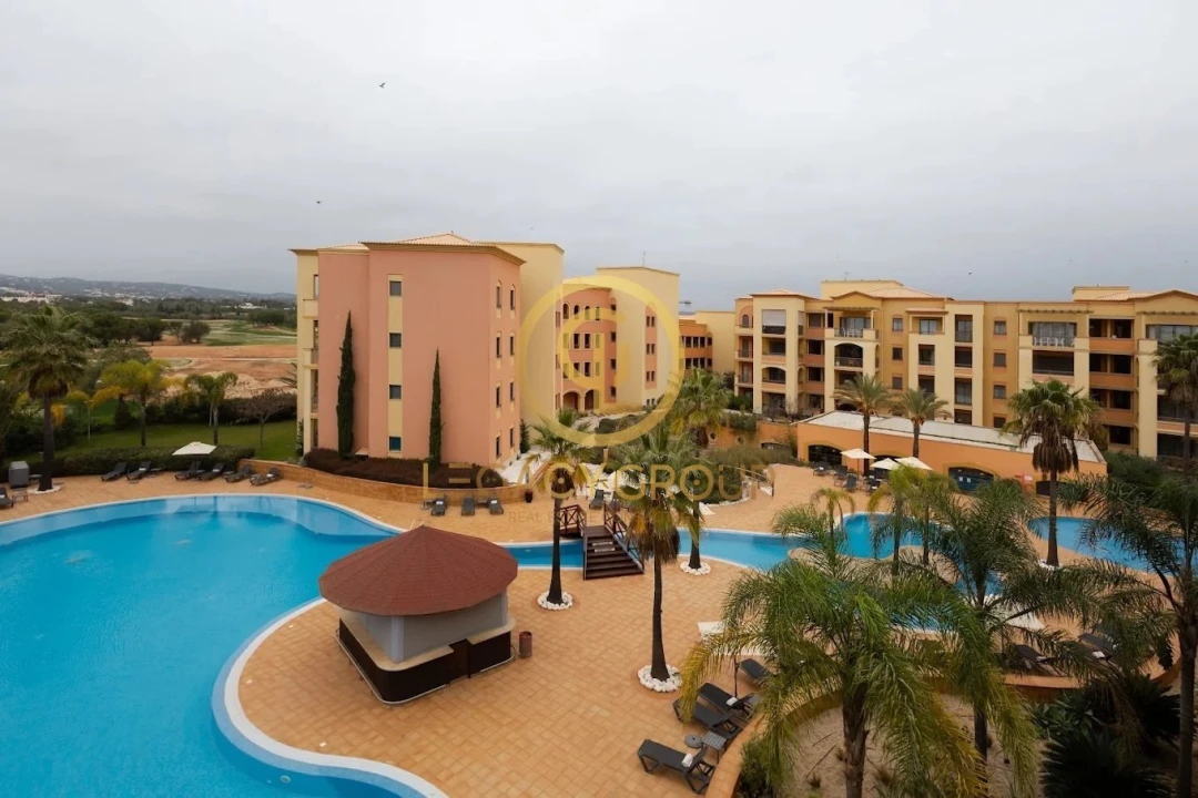 Apartamento T2 para Venda em Quarteira Foto 12