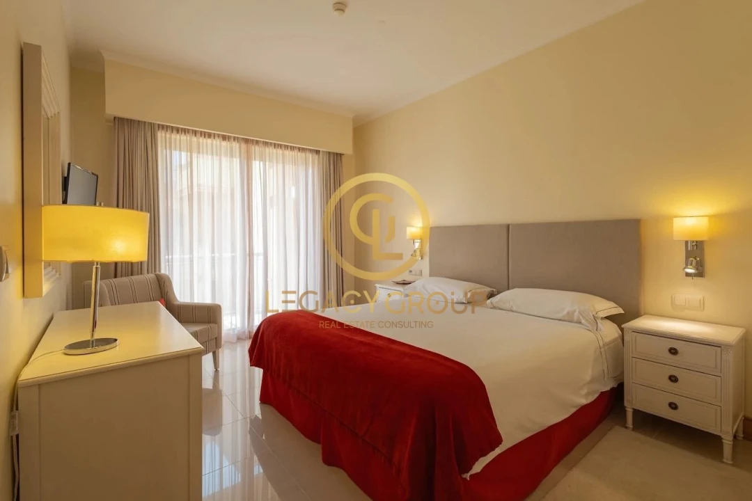 Apartamento T2 para Venda em Quarteira Foto 5