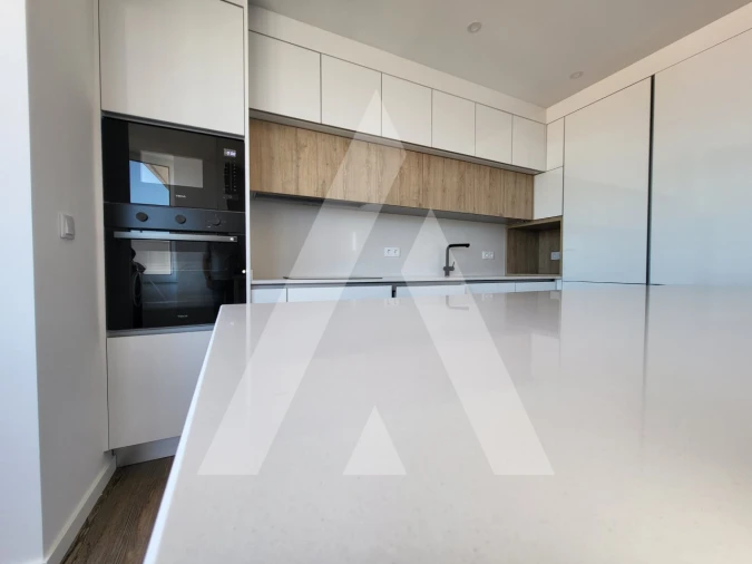 Apartamento T3 para Venda em Viseu Foto 3