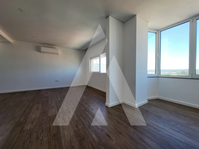 Apartamento T3 para Venda em Viseu Foto 10