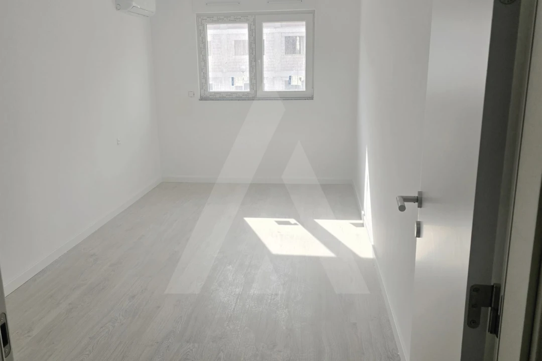 Apartamento T3 para Arrendamento em Aradas Foto 13