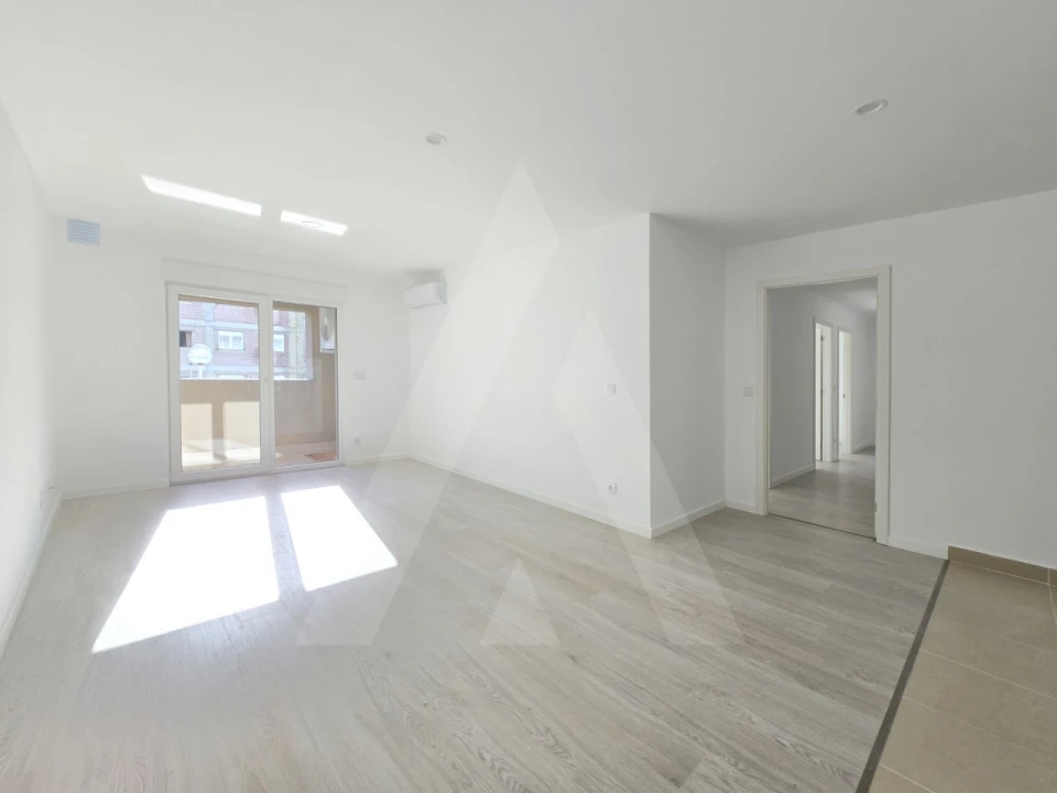 Apartamento T3 para Arrendamento em Aradas Foto 1