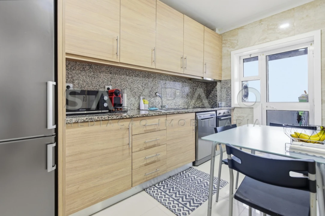 Apartamento T2 para Venda em Rio Tinto Foto 11