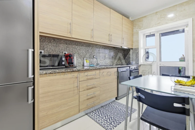 Apartamento T2 para Venda em Rio Tinto Foto 11