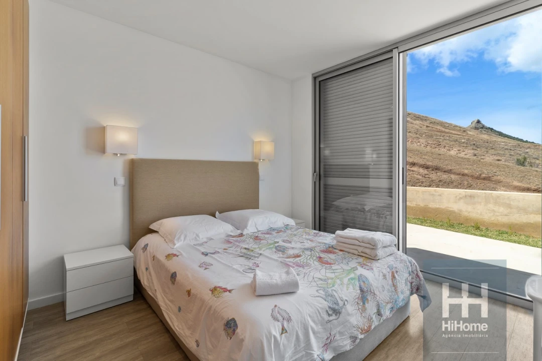 Moradia T5 para Venda em Porto Santo Foto 16