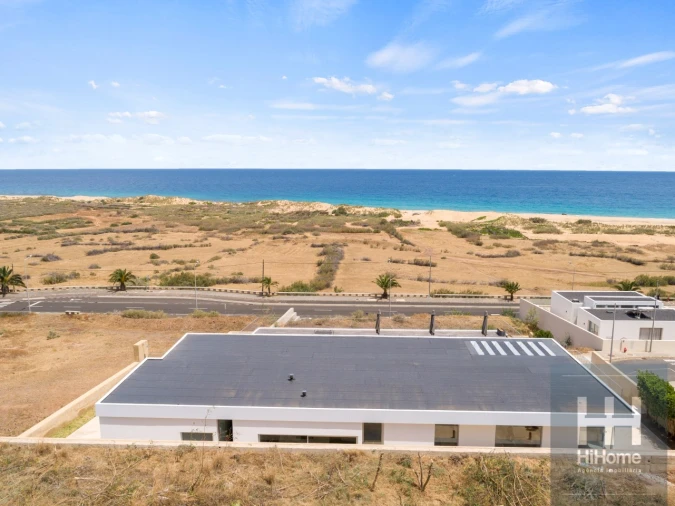 Moradia T5 para Venda em Porto Santo Foto 42