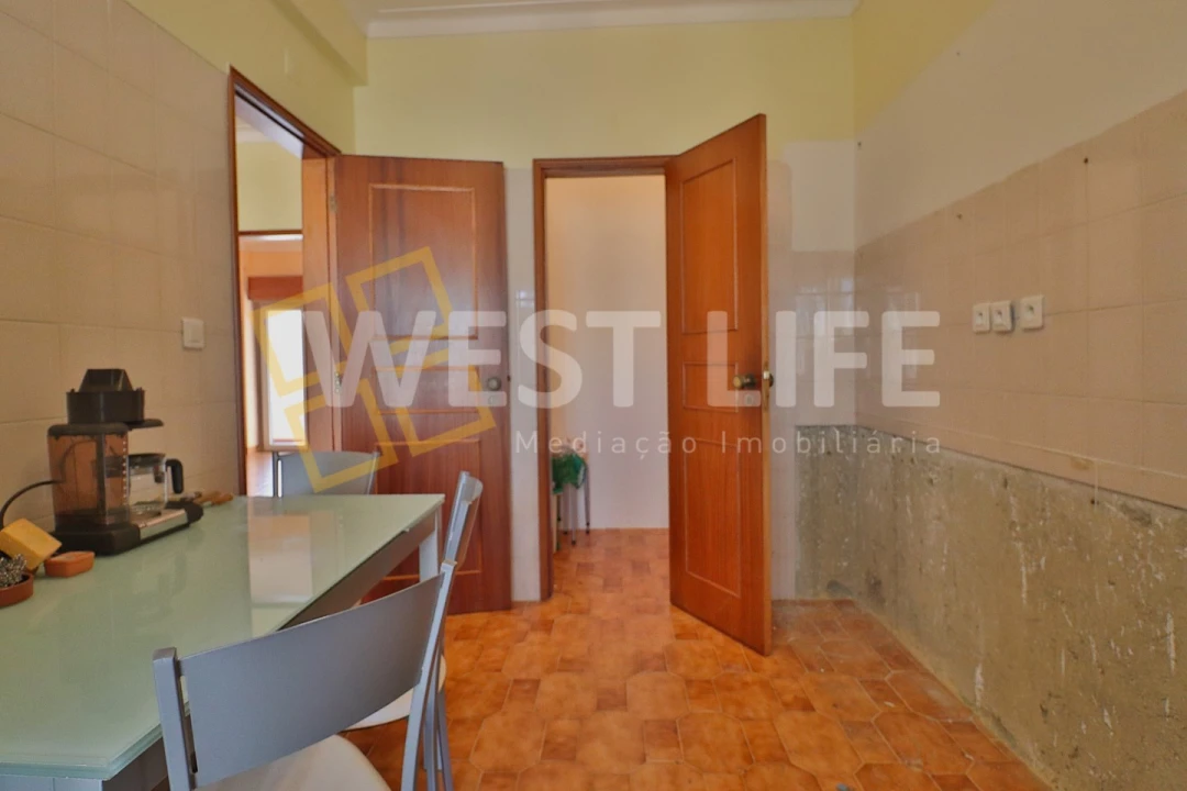 Apartamento T2 para Venda em Lourinhã e Atalaia Foto 7