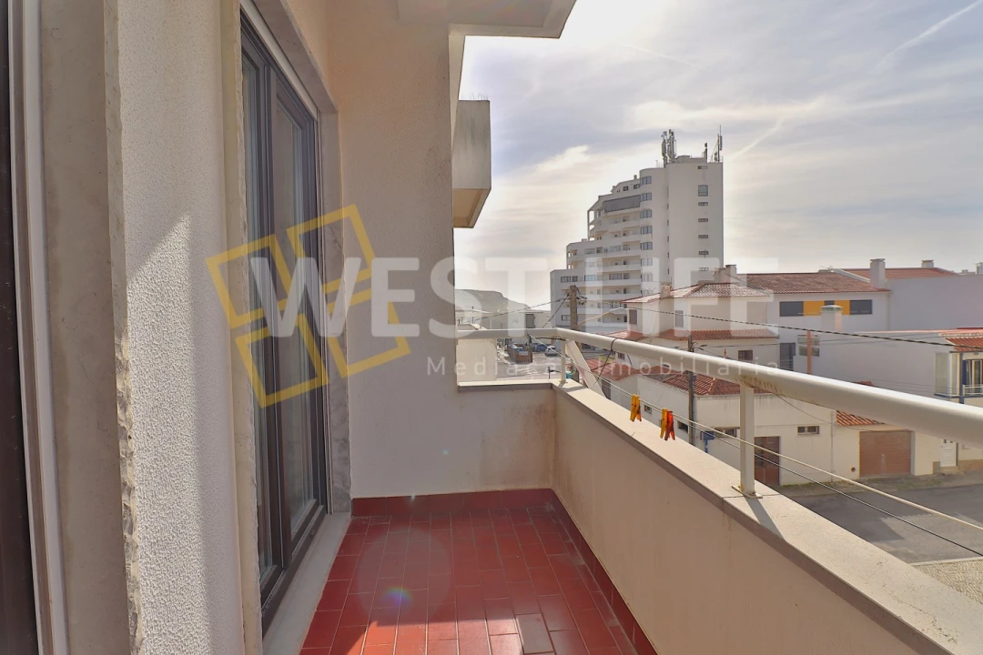 Apartamento T2 para Venda em Lourinhã e Atalaia Foto 18