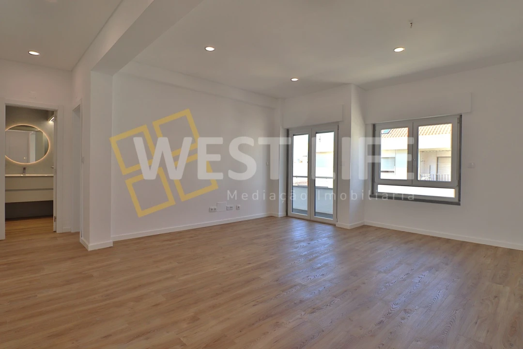 Apartamento T2 para Venda em Lourinhã e Atalaia Foto 8