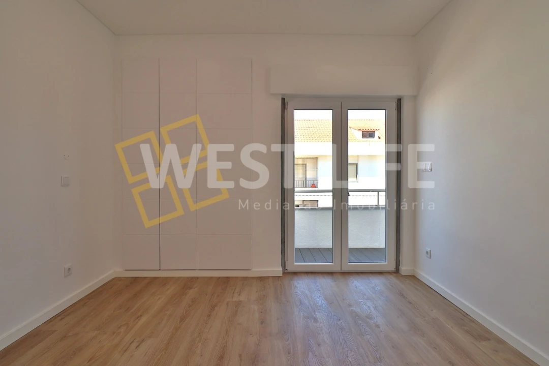 Apartamento T2 para Venda em Lourinhã e Atalaia Foto 14
