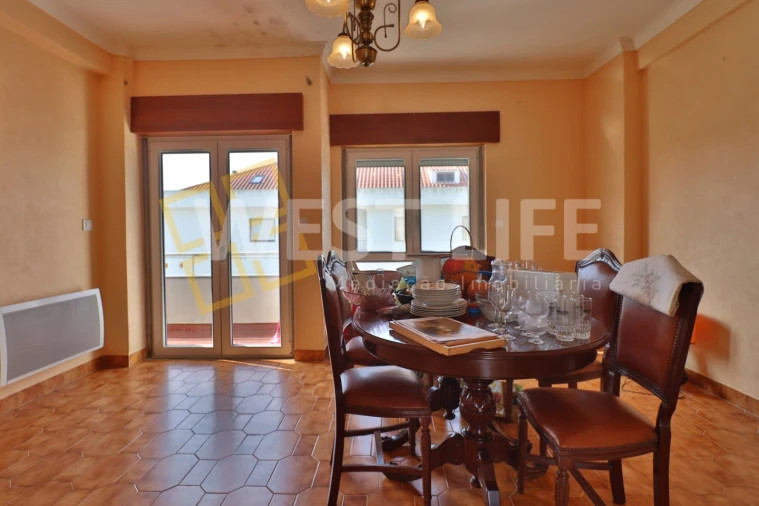 Apartamento T2 para Venda em Lourinhã e Atalaia Foto 4