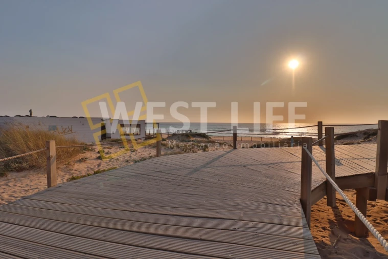 Apartamento T2 para Venda em Lourinhã e Atalaia Foto 19