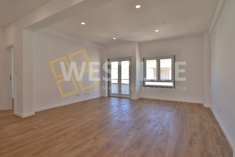 Apartamento T2 para Venda em Lourinhã e Atalaia Foto 5