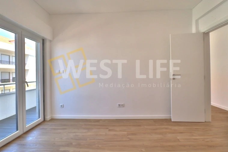 Apartamento T2 para Venda em Lourinhã e Atalaia Foto 16
