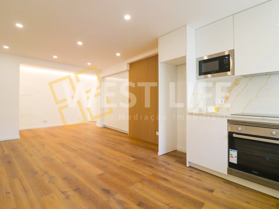 Apartamento T2 para Venda em Malveira e São Miguel de Alcainça Foto 2