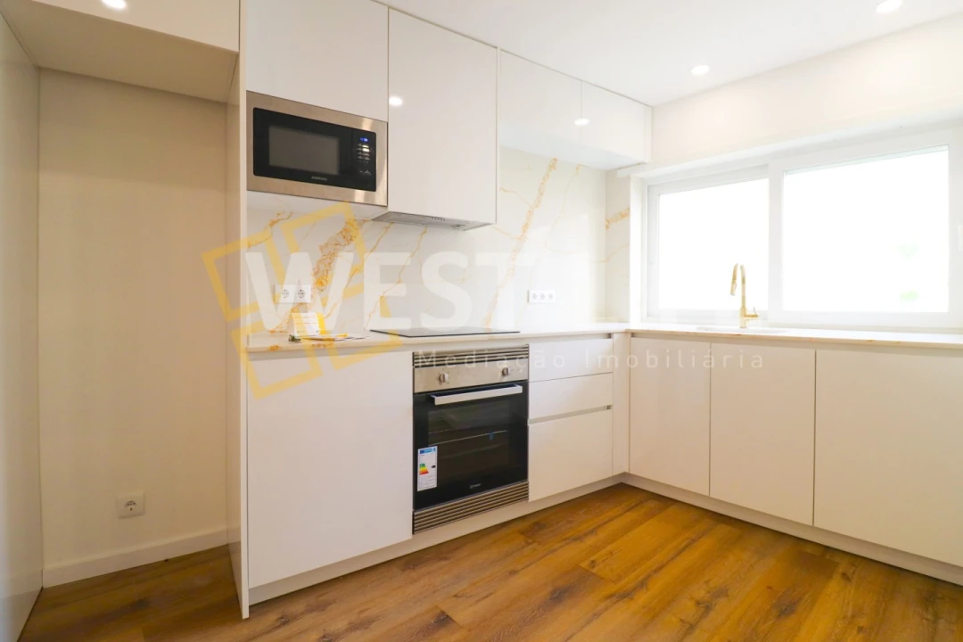 Apartamento T2 para Venda em Malveira e São Miguel de Alcainça Foto 4