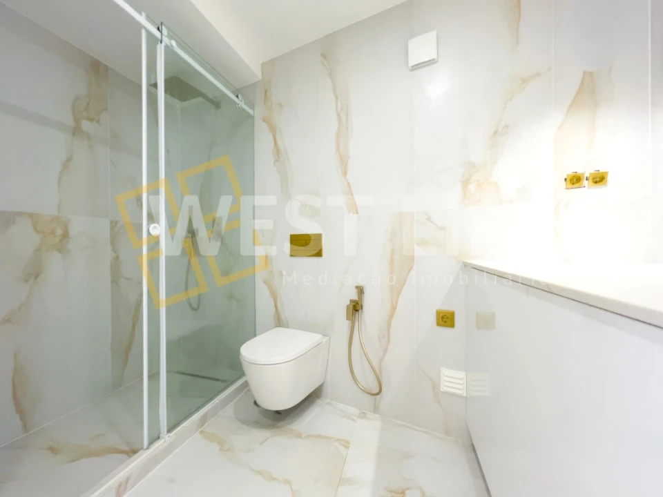 Apartamento T2 para Venda em Malveira e São Miguel de Alcainça Foto 16