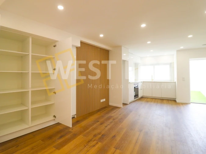 Apartamento T2 para Venda em Malveira e São Miguel de Alcainça Foto 6