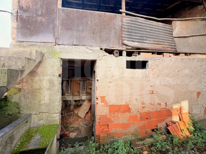 Moradia T2 para Venda em Lorvão Foto 31