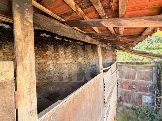 Moradia T2 para Venda em Lorvão Foto 40