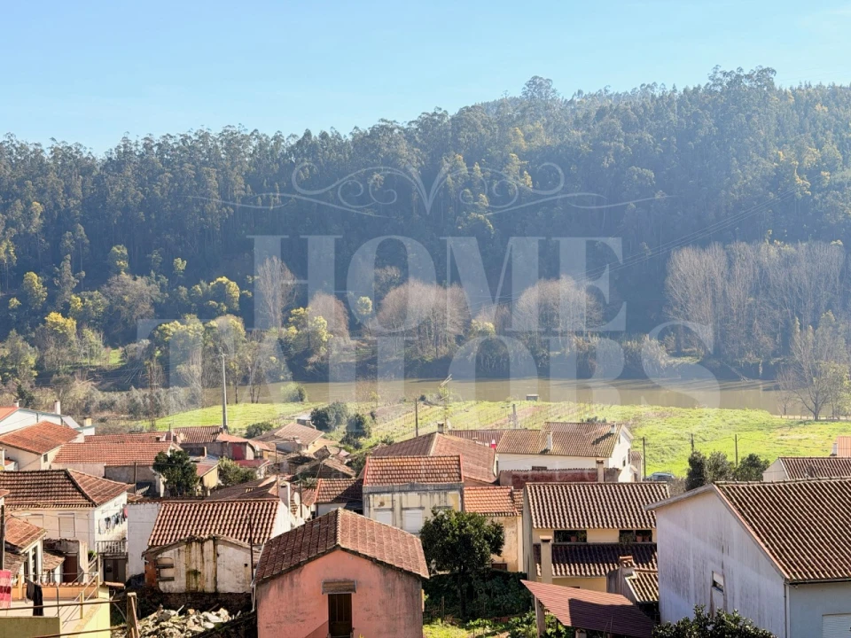 Moradia T1 para Venda em Lorvão Foto 21