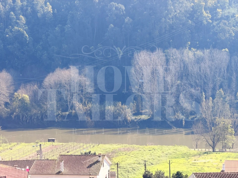 Moradia T1 para Venda em Lorvão Foto 23