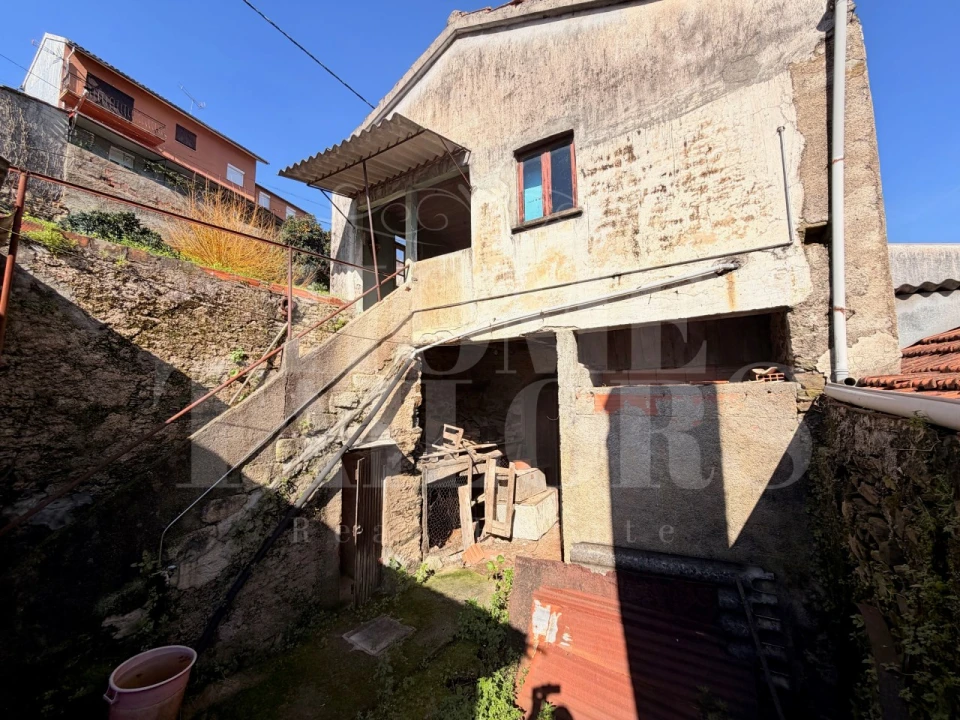 Moradia T3 para Venda em Lorvão Foto 36