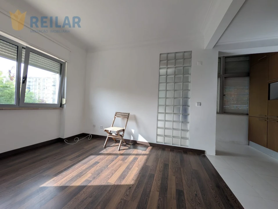 Apartamento T2 para Arrendamento em Parque das Nações Foto 7
