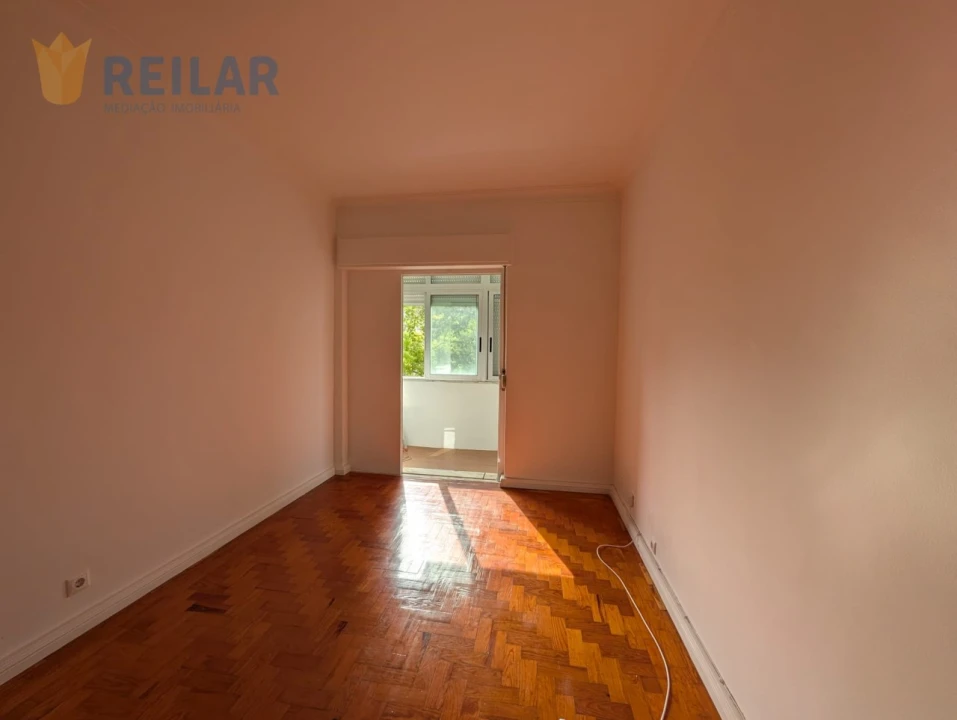 Apartamento T2 para Arrendamento em Parque das Nações Foto 13