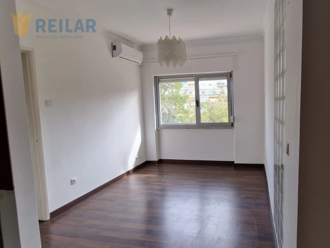 Apartamento T2 para Arrendamento em Parque das Nações Foto 11